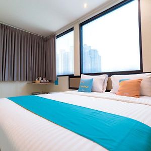 Sans Hotel Liv Ancol By Reddoorz